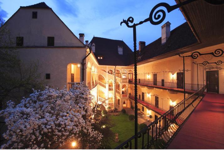 Schlosshotel Obermayerhofen Sebersdorf エクステリア 写真