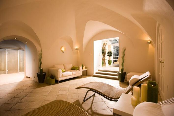 Schlosshotel Obermayerhofen Sebersdorf エクステリア 写真