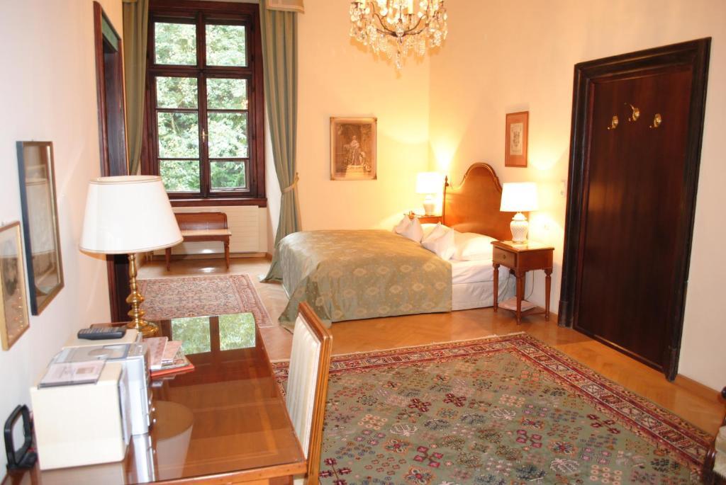 Schlosshotel Obermayerhofen Sebersdorf 部屋 写真