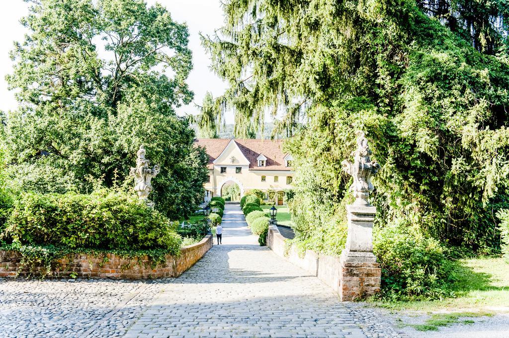 Schlosshotel Obermayerhofen Sebersdorf エクステリア 写真