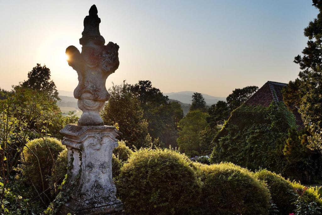 Schlosshotel Obermayerhofen Sebersdorf エクステリア 写真