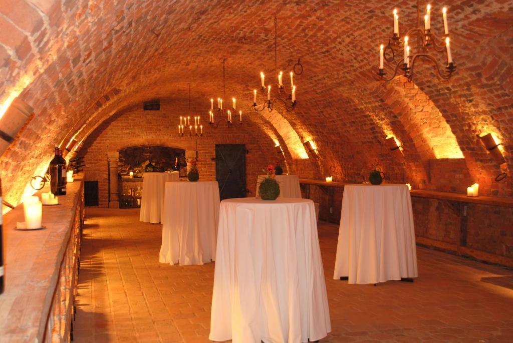 Schlosshotel Obermayerhofen Sebersdorf エクステリア 写真