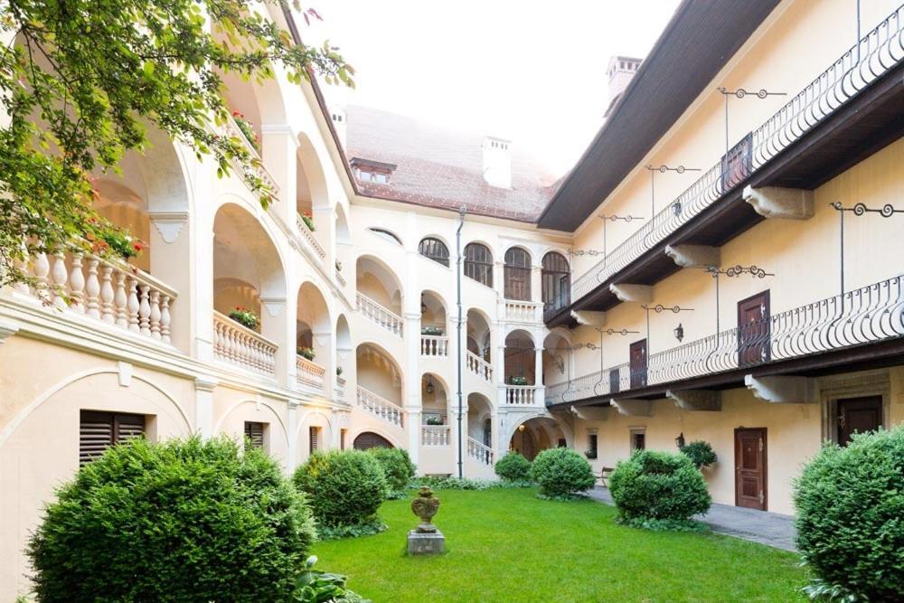 Schlosshotel Obermayerhofen Sebersdorf エクステリア 写真